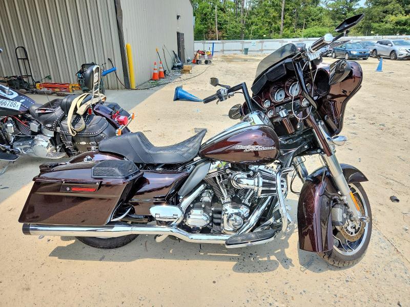 1HD1KBM12BB615507 2011 HARLEY-DAVIDSON FLHX photo no. 1