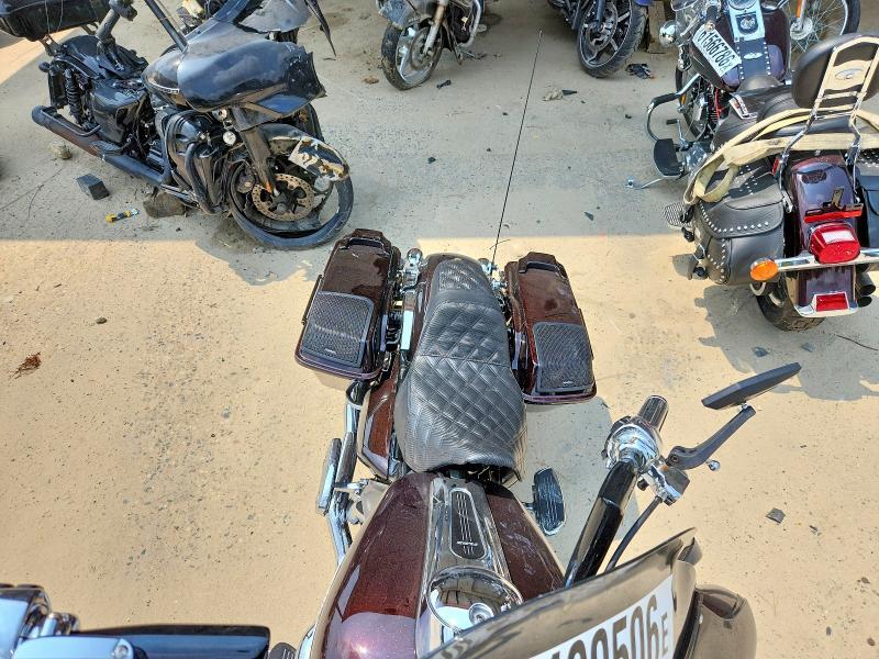 1HD1KBM12BB615507 2011 HARLEY-DAVIDSON FLHX photo no. 5