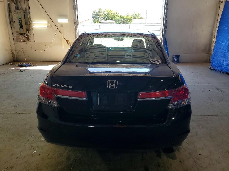 2011 HONDA ACCORD LX — Фото 6 из 12