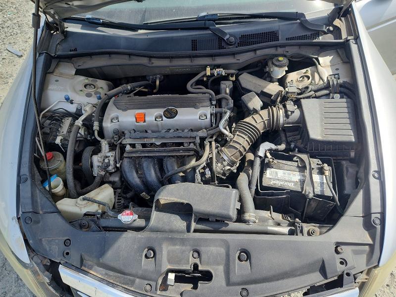 2011 HONDA ACCORD LX — Фото 11 из 12