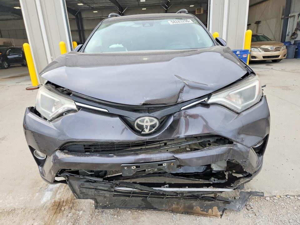 2018 TOYOTA RAV4 XLE — Фото 5 из 12