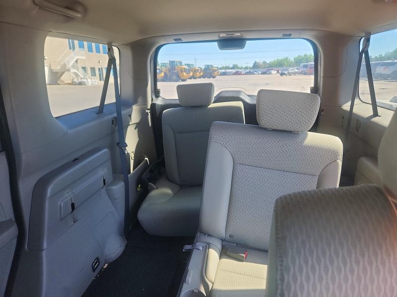 5J6YH2H71BL000917 2011 HONDA ELEMENT photo no. 10