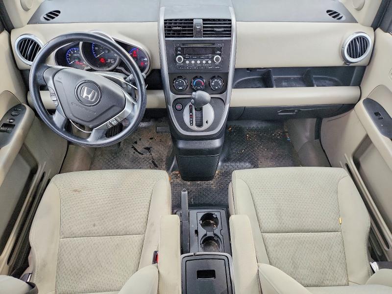 5J6YH2H71BL000917 2011 HONDA ELEMENT photo no. 8