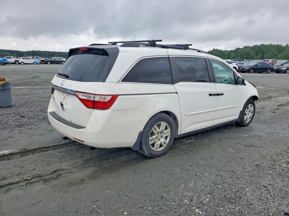2011 HONDA ODYSSEY LX — Фото 3 из 14