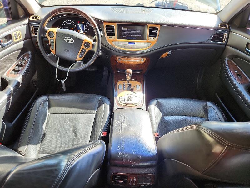 2011 HYUNDAI GENESIS 4.6L — Фото 8 из 12