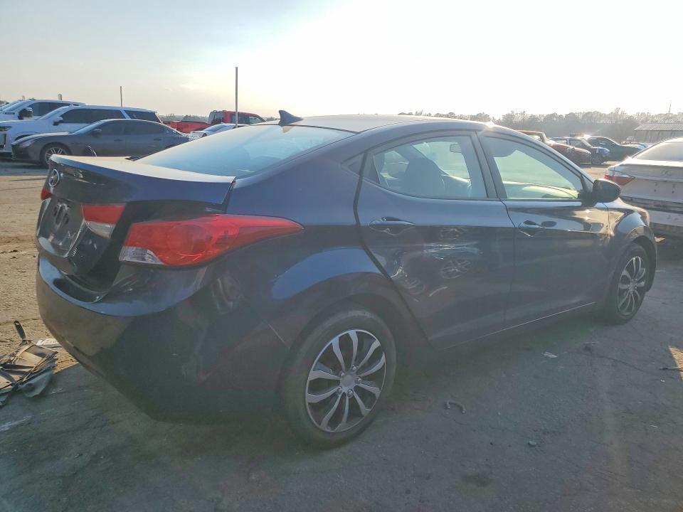 2011 HYUNDAI ELANTRA GLS — Фото 3 из 12