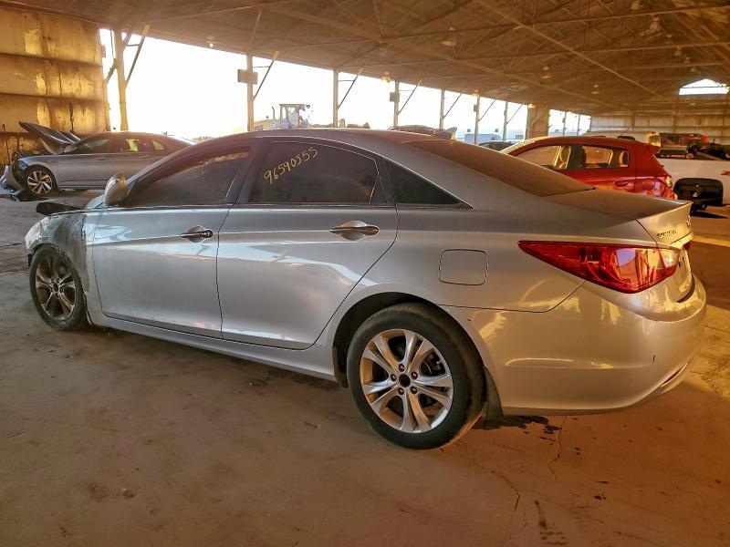 5NPEC4AC2BH142417 2011 HYUNDAI SONATA photo no. 2