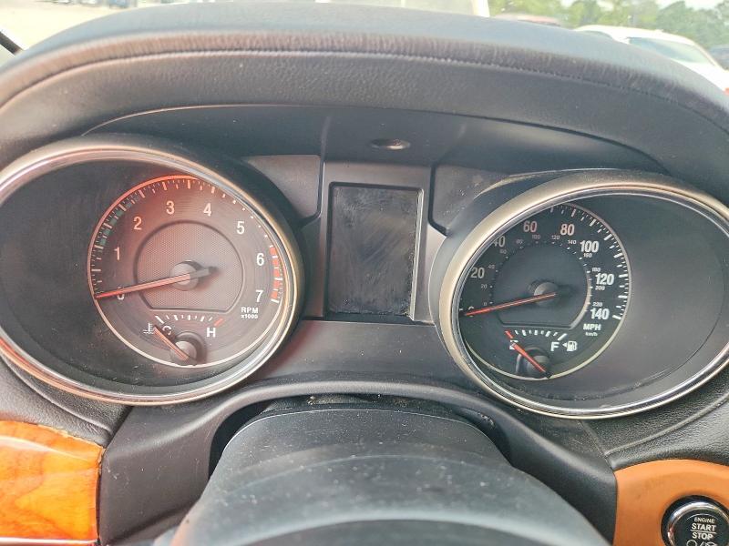 2011 JEEP GRAND CHEROKEE OVERLAND — Фото 9 из 13