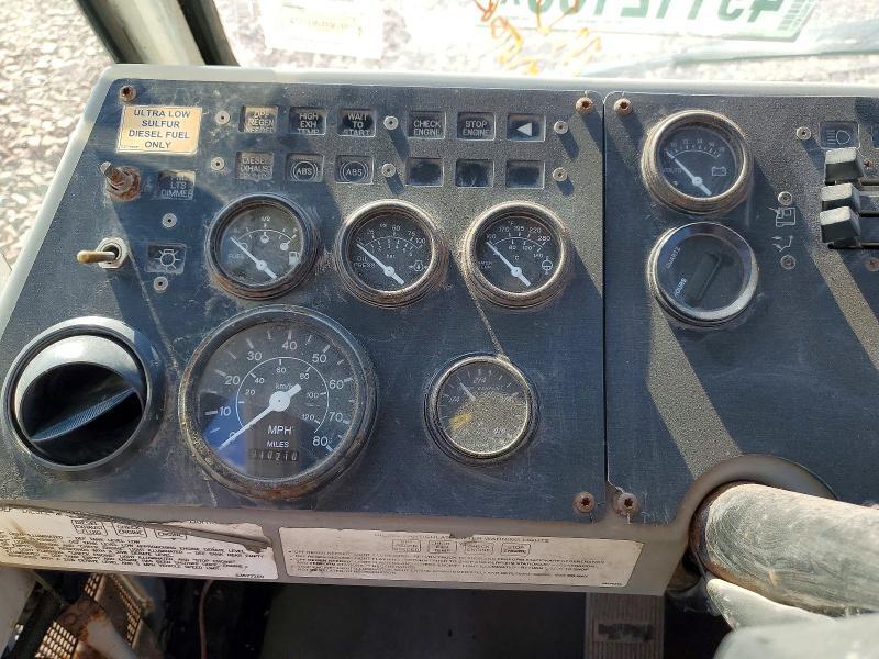 2011 KALMAR OTTAWA 4X2 YARD TRUCK — Фото 8 из 10