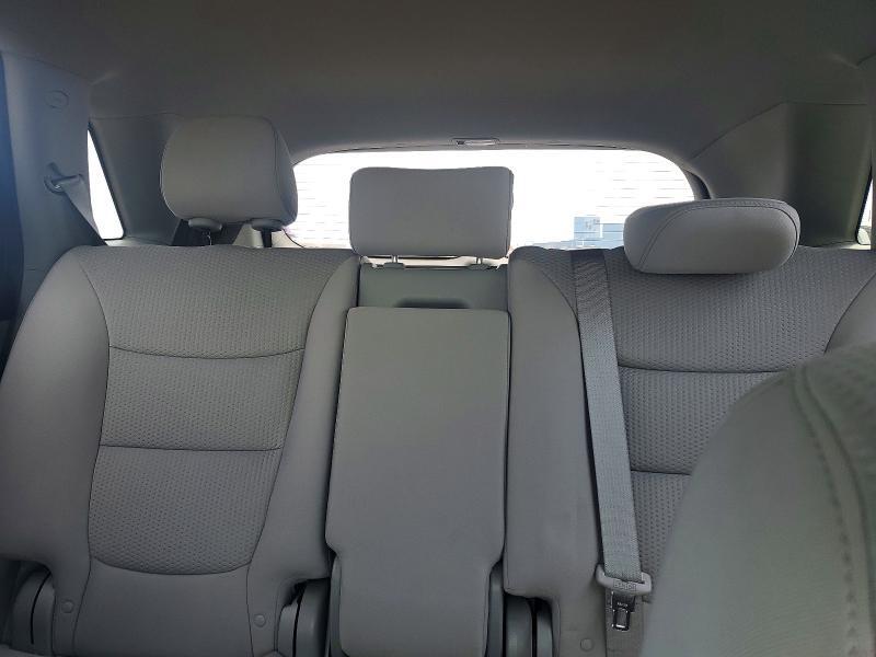 5XYKTCA16BG103753 2011 KIA SORENTO photo no. 10