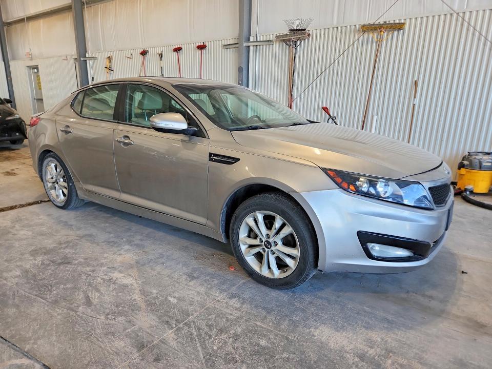 KNAGN4A71B5081807 2011 KIA OPTIMA photo no. 4