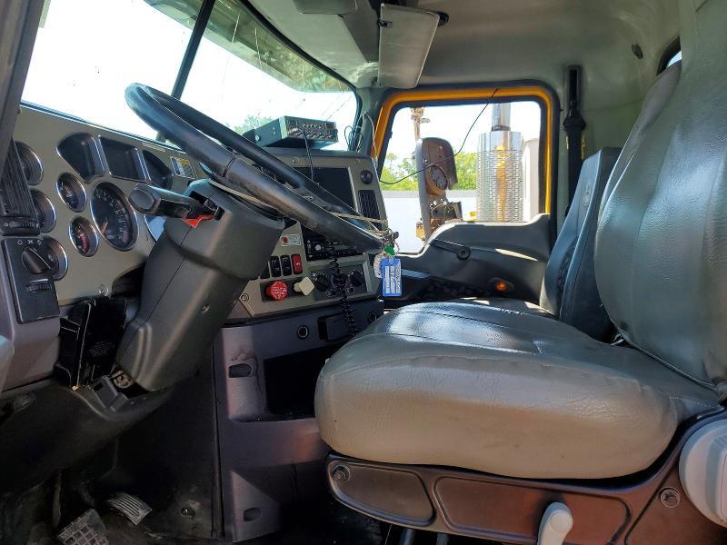 1M2AX04C6BM009409 2011 MACK GRANITE photo no. 5