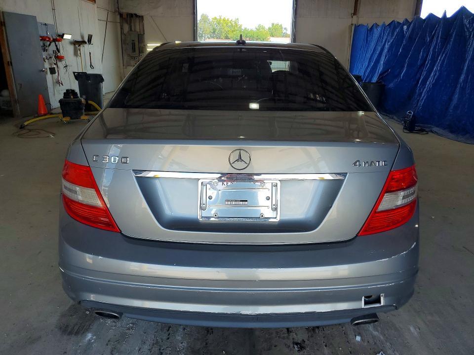 2011 MERCEDES-BENZ C 300 4MATIC — Фото 6 из 12