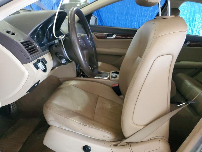 2011 MERCEDES-BENZ C 300 4MATIC — Фото 7 из 12