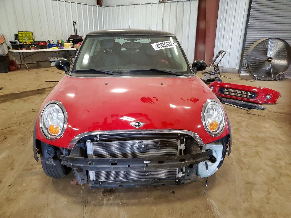 WMWSU3C58BT098537 2011 MINI COOPER photo no. 5