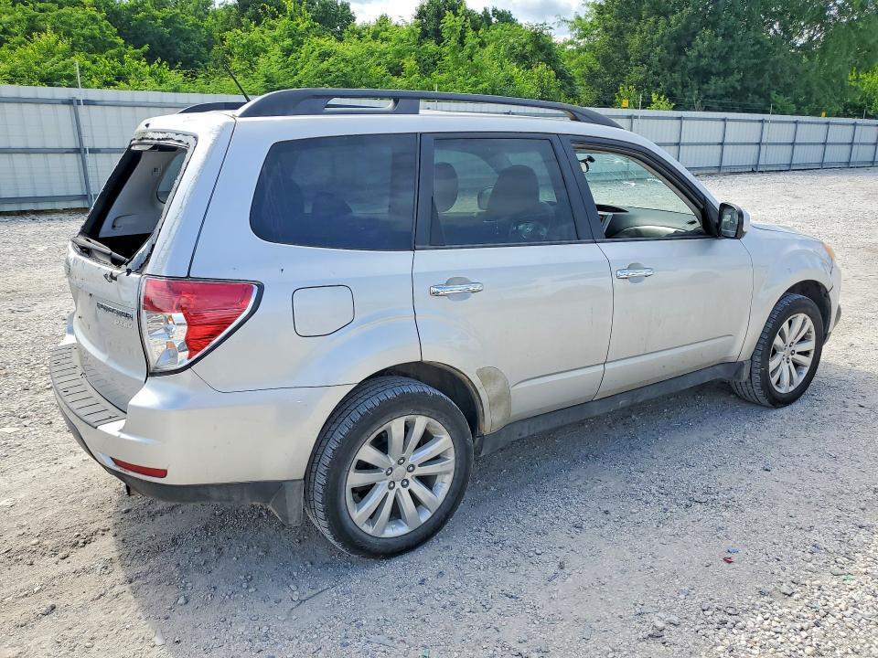 JF2SHADC1BH729089 2011 SUBARU FORESTER photo no. 3