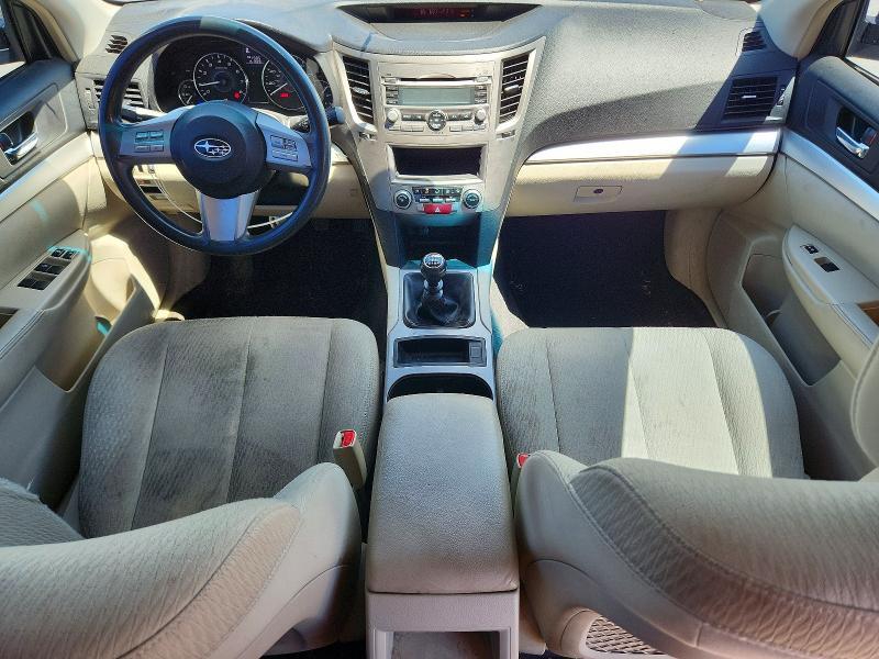 2011 SUBARU OUTBACK 2.5I — Фото 8 из 14