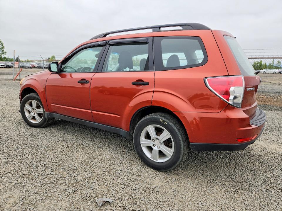 2011 SUBARU FORESTER 2.5X — Фото 2 из 14