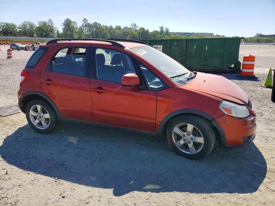 2011 SUZUKI SX4 — Фото 4 из 13