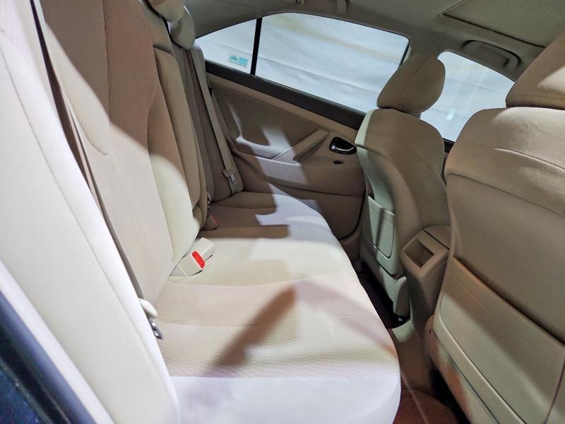 2011 TOYOTA CAMRY LE — Фото 10 из 12