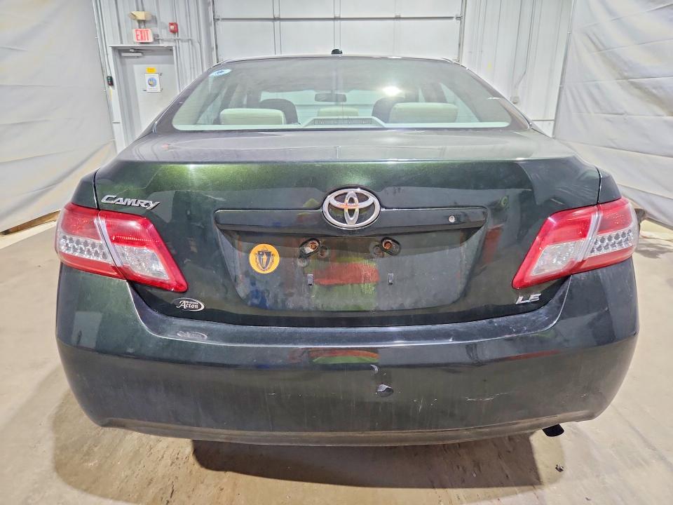 2011 TOYOTA CAMRY LE — Фото 6 из 12