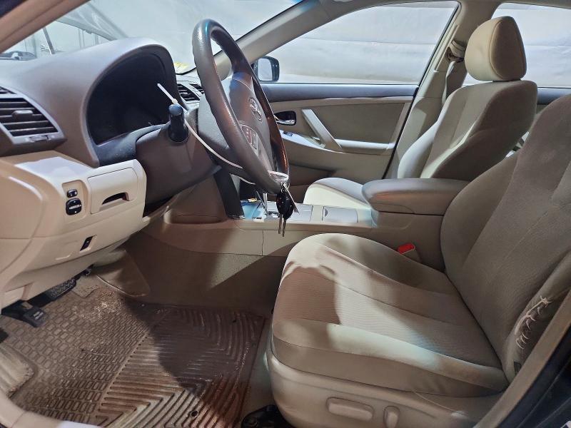 2011 TOYOTA CAMRY LE — Фото 7 из 12