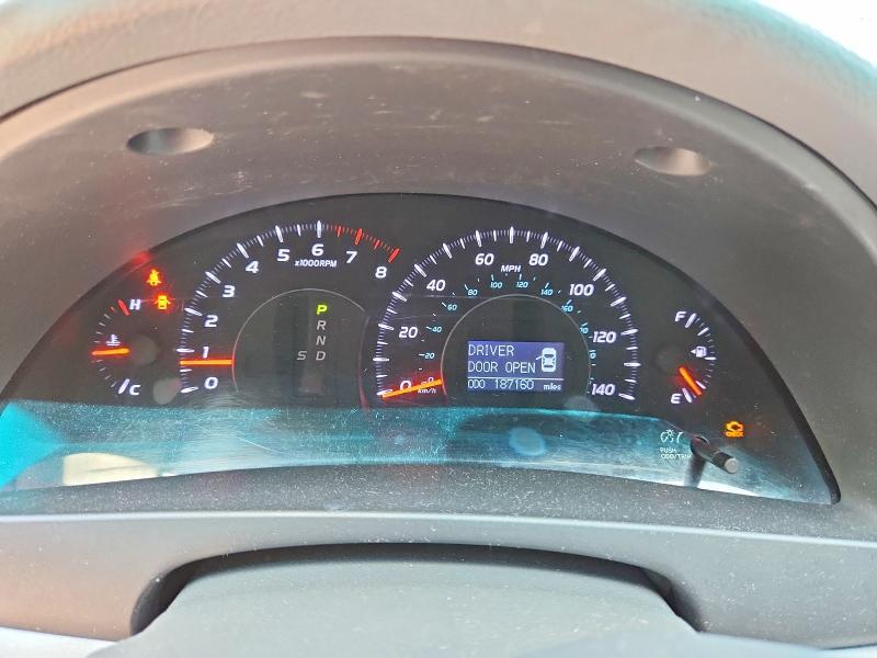4T1BF3EKXBU225214 2011 TOYOTA CAMRY photo no. 9