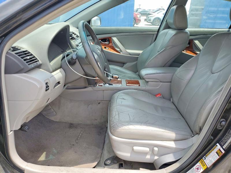 2011 TOYOTA CAMRY XLE V6 — Фото 7 из 12