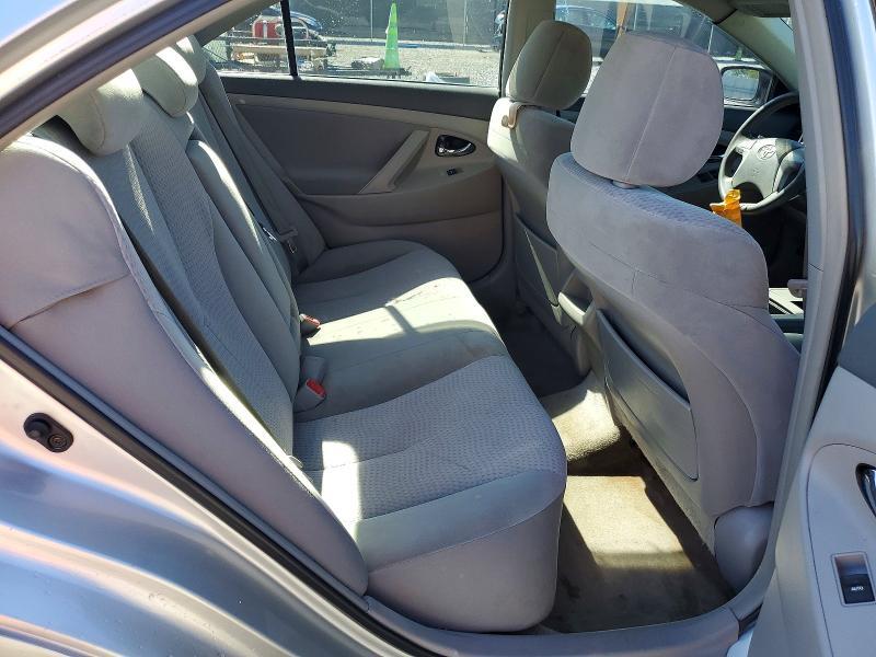 2011 TOYOTA CAMRY LE — Фото 10 из 12