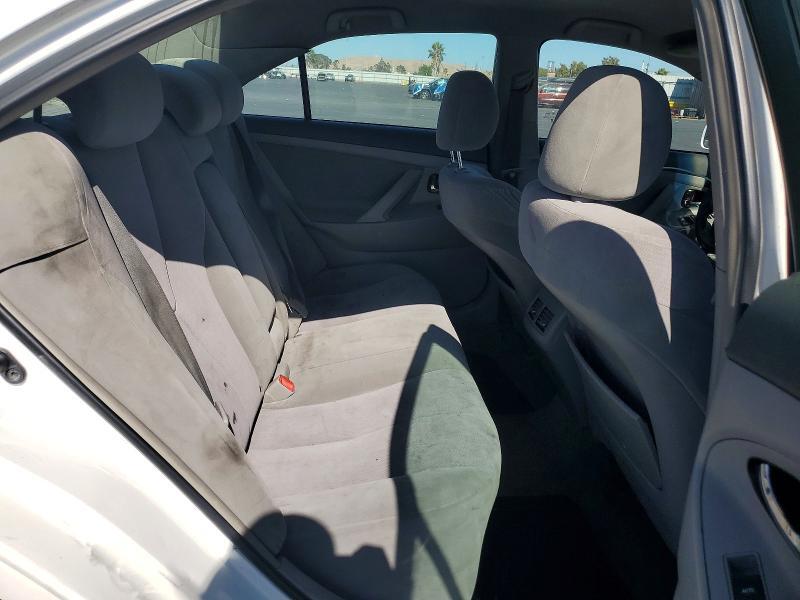 2011 TOYOTA CAMRY HYBRID — Фото 10 из 12