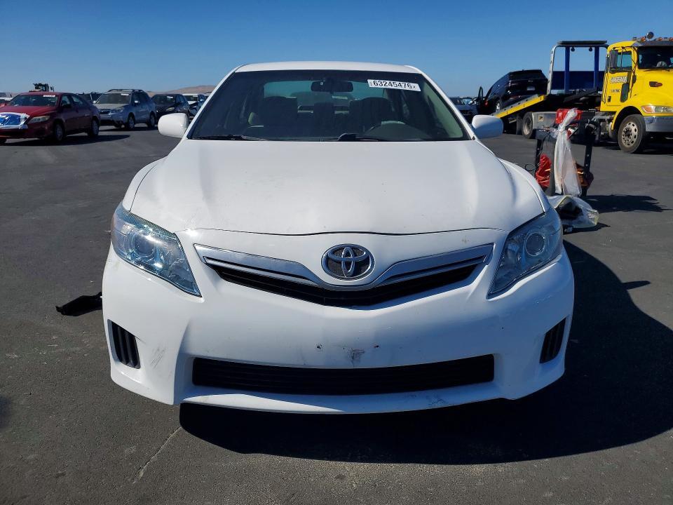 2011 TOYOTA CAMRY HYBRID — Фото 5 из 12