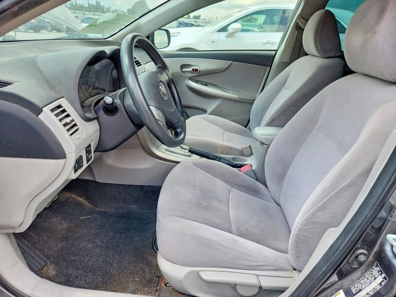 2011 TOYOTA COROLLA LE — Фото 7 из 12