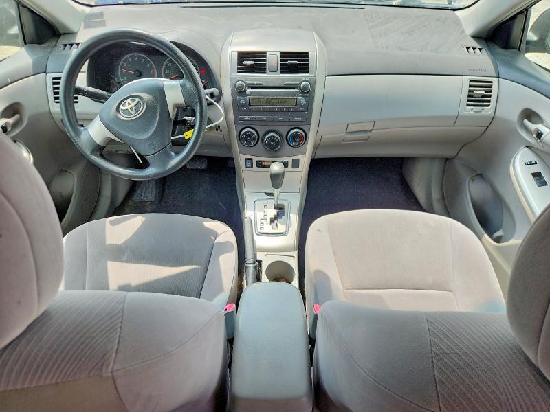 2011 TOYOTA COROLLA LE — Фото 8 из 12