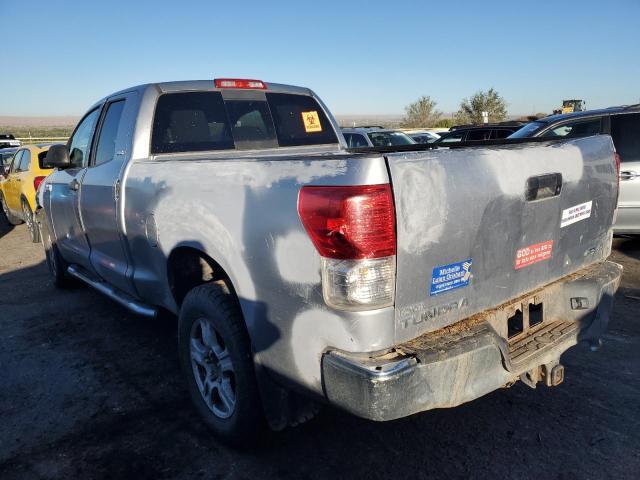 2011 TOYOTA TUNDRA DOUBLE CAB SR5 — Фото 2 из 12