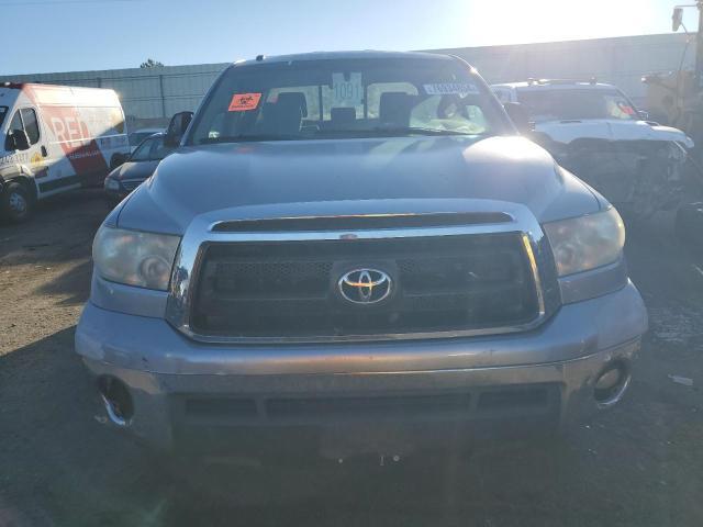 2011 TOYOTA TUNDRA DOUBLE CAB SR5 — Фото 5 из 12