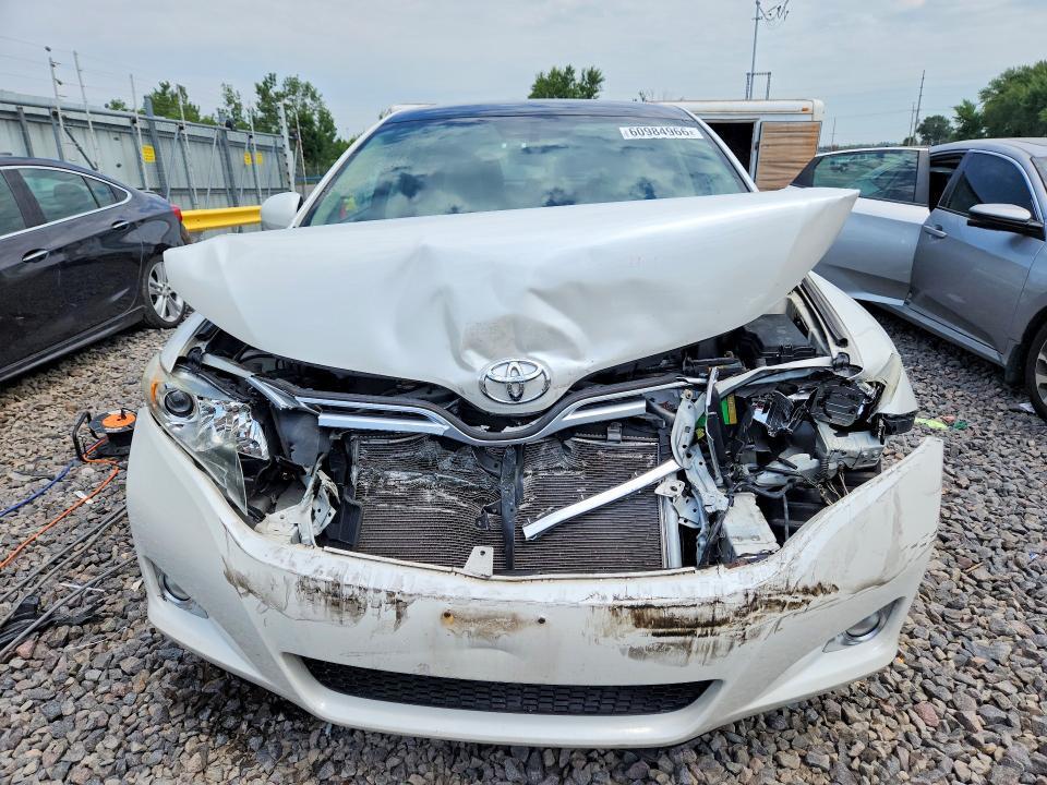 2011 TOYOTA VENZA AWD V6 — Фото 5 из 13