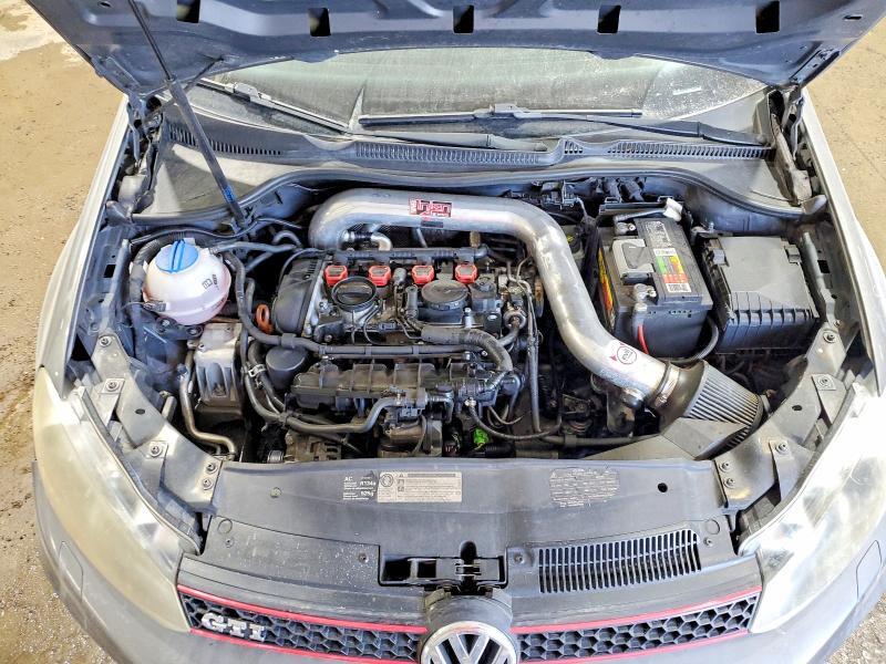 2011 VOLKSWAGEN GTI — Фото 11 из 12