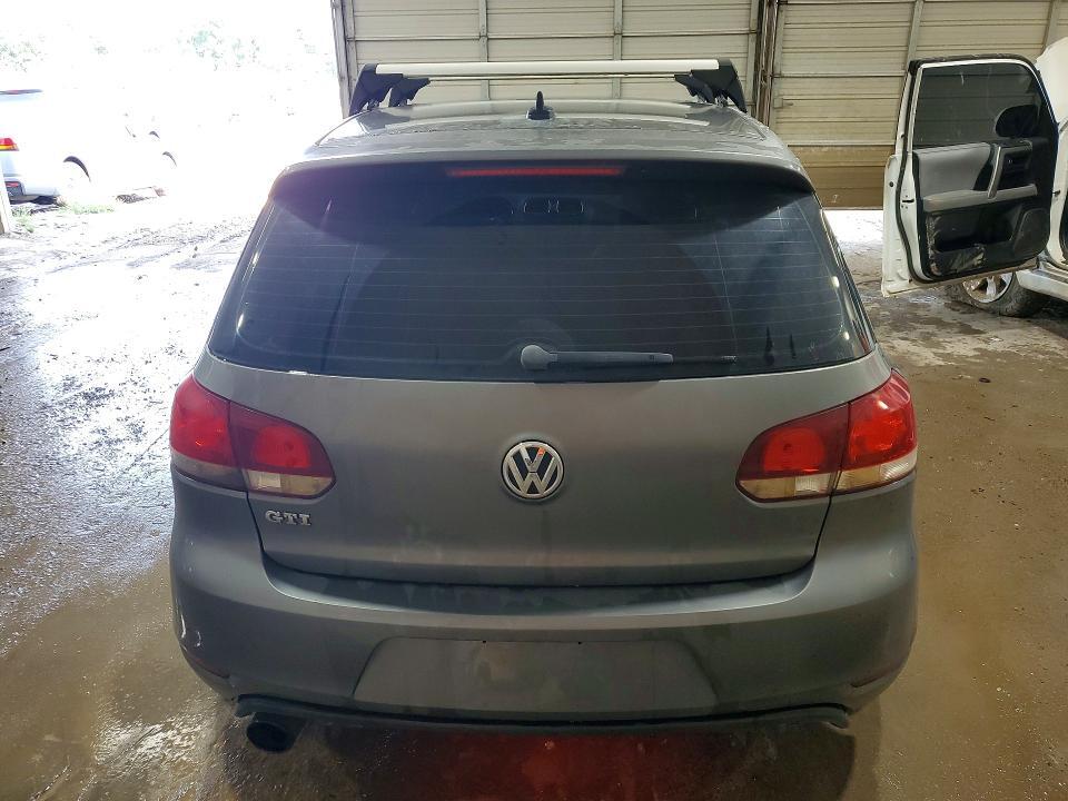 2011 VOLKSWAGEN GTI — Фото 6 из 12