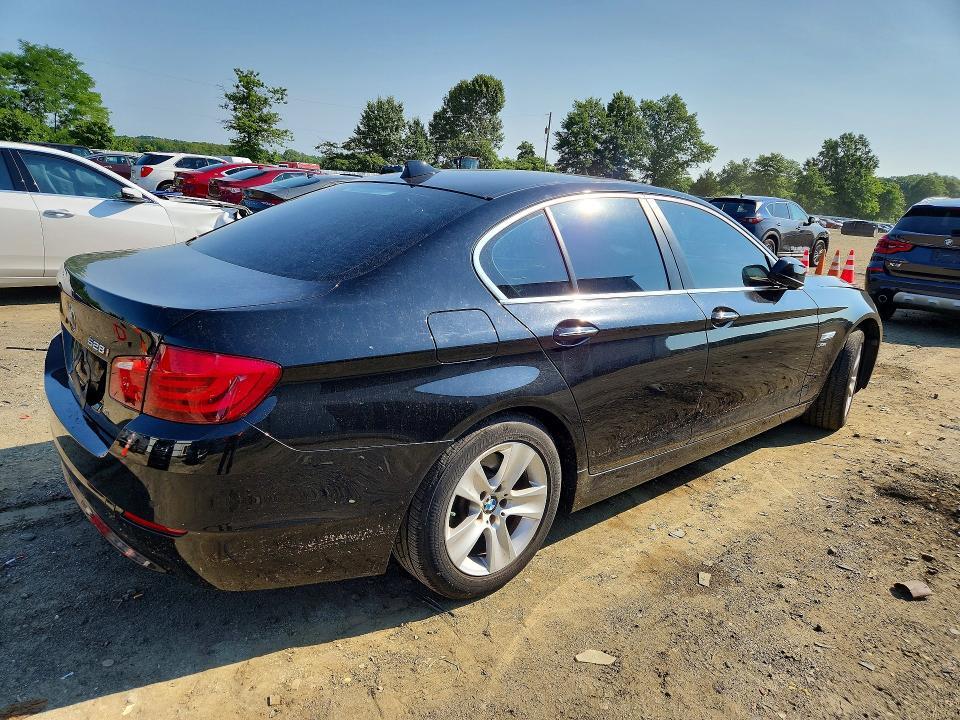 2012 BMW 528 XI — Фото 3 из 12