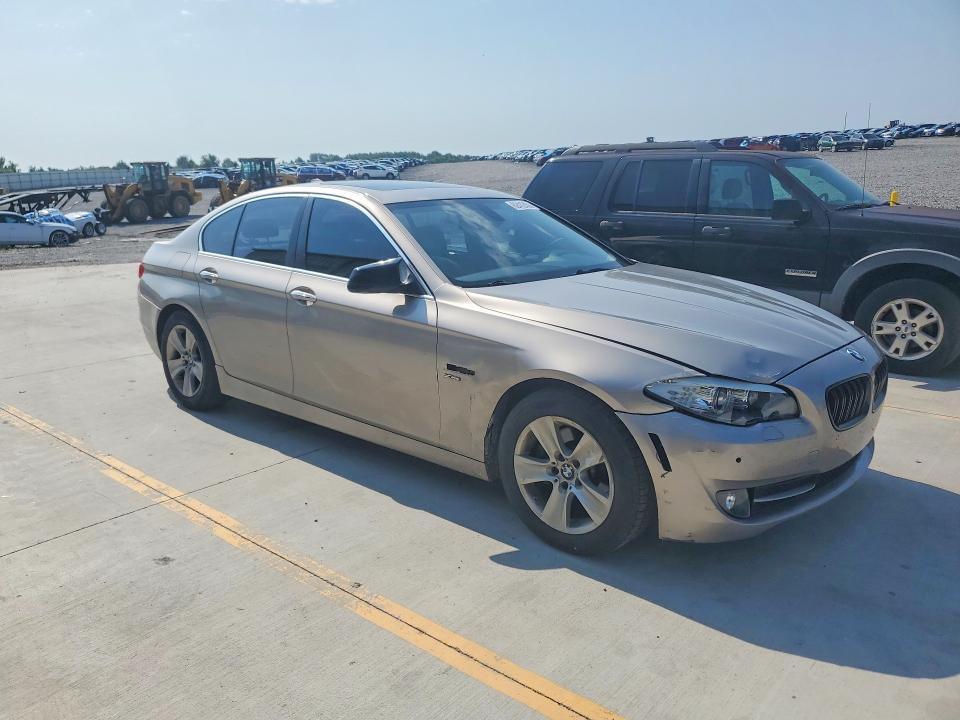 WBAXH5C51CDW09037 2012 BMW 528 photo no. 4