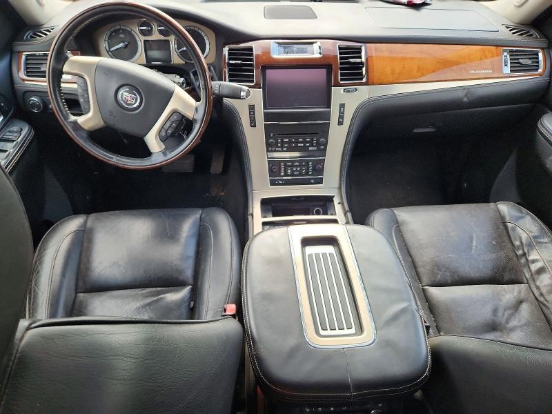 2012 CADILLAC ESCALADE PLATINUM — Фото 8 из 13