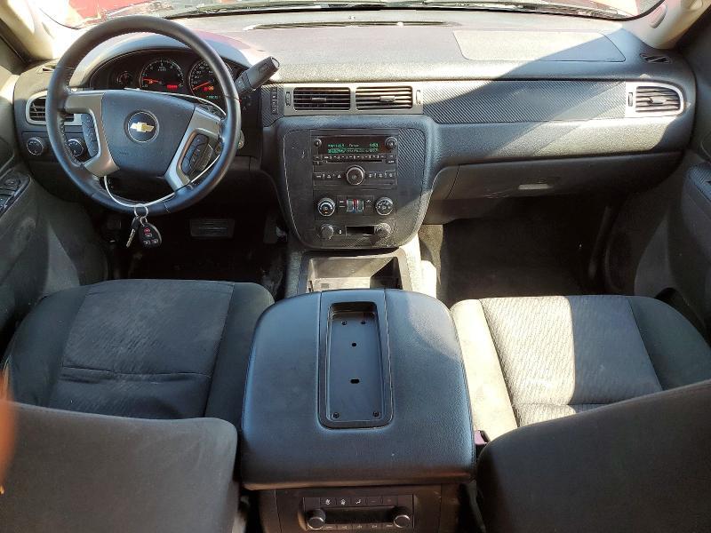 2012 CHEVROLET SUBURBAN K2500 LS — Фото 8 из 13