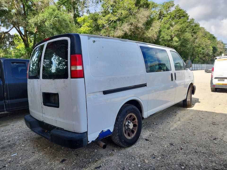 1GCSGAFXXC1178138 2012 CHEVROLET EXPRESS G1500 photo no. 3
