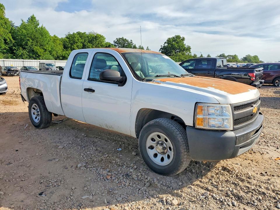 2012 CHEVROLET SILVERADO C1500 — Фото 4 из 12