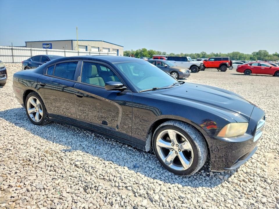 2012 DODGE CHARGER SXT — Фото 4 из 12