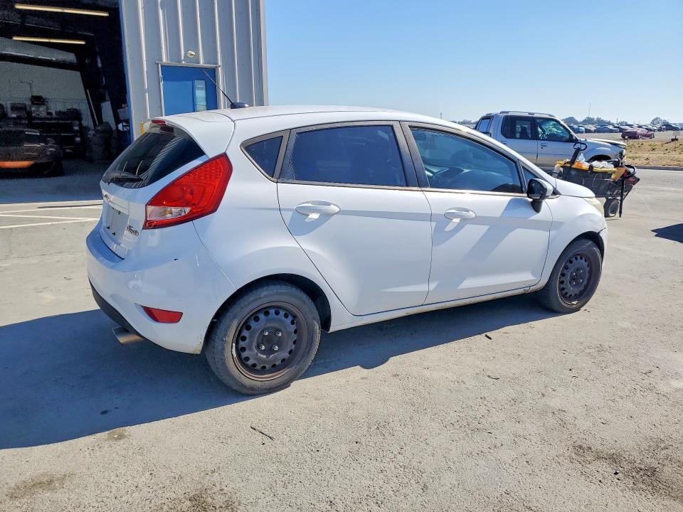 2012 FORD FIESTA SE — Фото 3 из 12