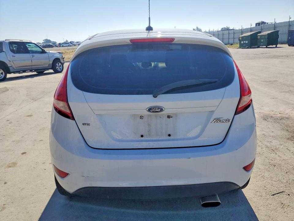 2012 FORD FIESTA SE — Фото 6 из 12