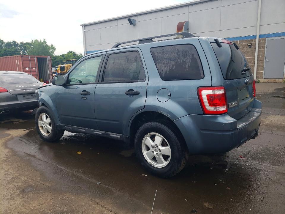 1FMCU0DG7CKC85292 2012 FORD ESCAPE photo no. 2