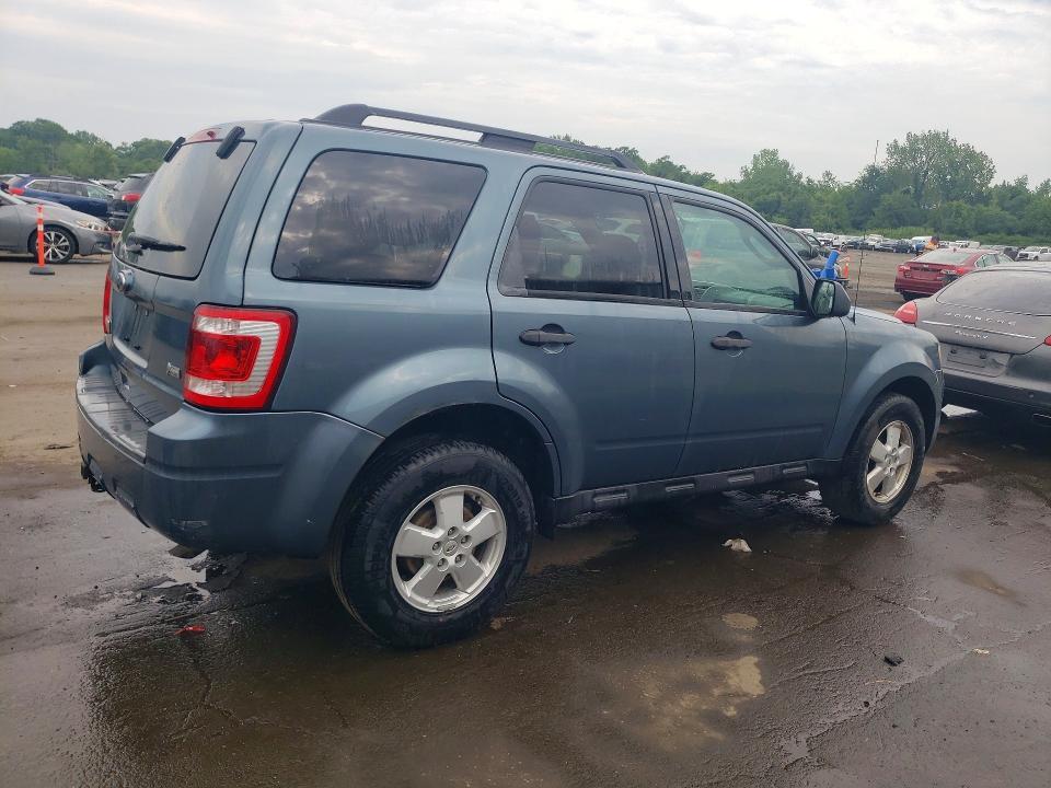 1FMCU0DG7CKC85292 2012 FORD ESCAPE photo no. 3