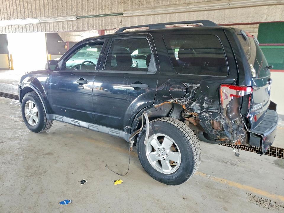 1FMCU9DG1CKB84690 2012 FORD ESCAPE photo no. 2